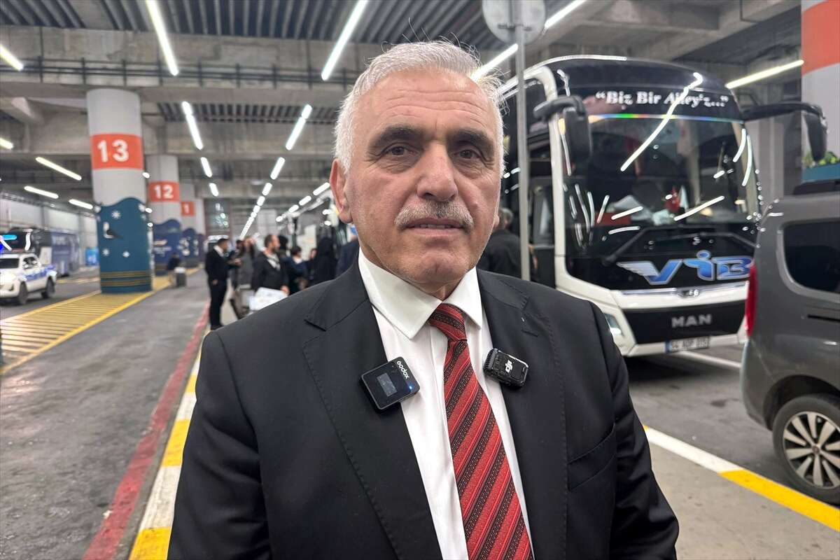 cumhurbaskani-erdogan-devreye-girdi-umrede-magdur-olan-177-kisi-yurda-dondu