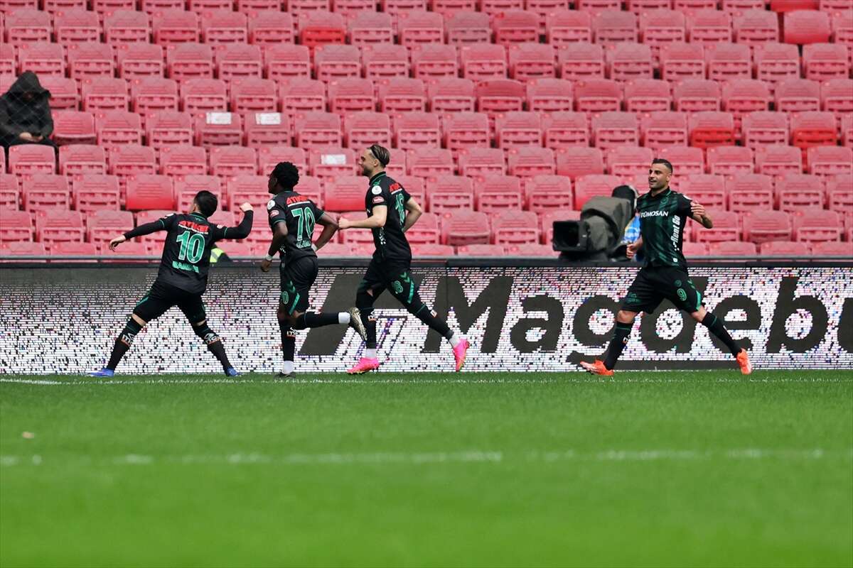 konyaspor-one-gectigi-samsunspor-macinda-1-puana-razi-oldu