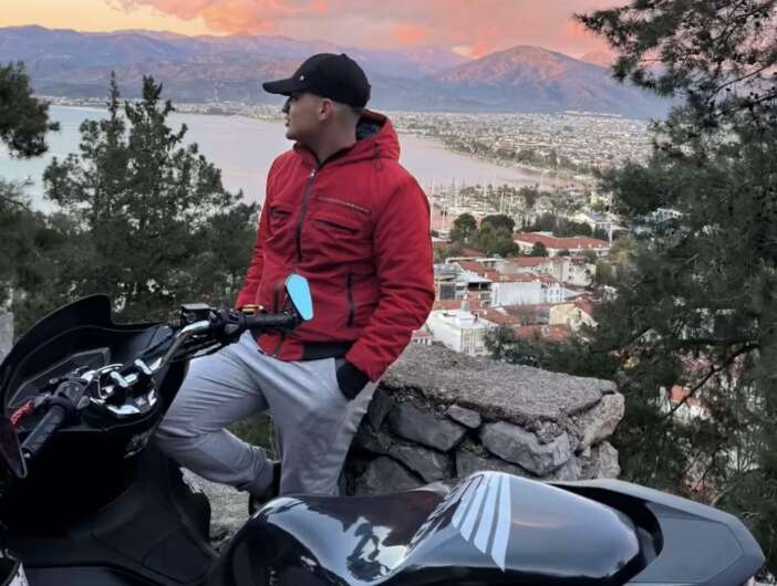 otomobile-carpan-motosikletli-batuhan-bek-hayatini-kaybetti