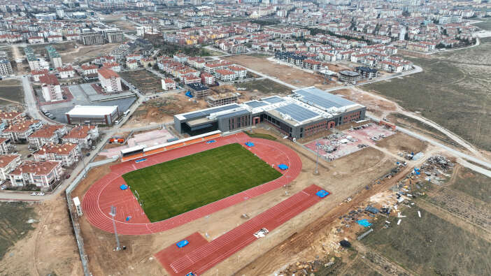 selcuklunun-olimpiyat-hedefli-dev-tesisi-bitmek-uzere