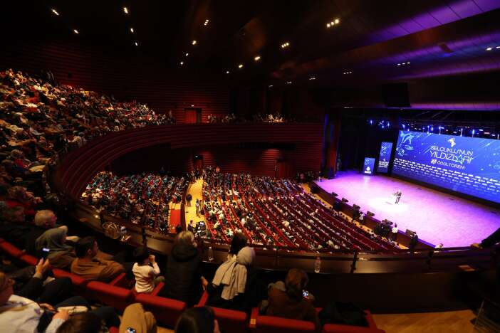 selcuklunun-yildizlari-icin-buyuk-toren-odullerini-aldilar