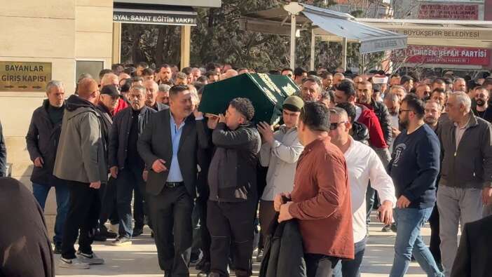 2-cocuk-babasi-adam-kendi-sirketinde-misafiri-tarafindan-olduruldu