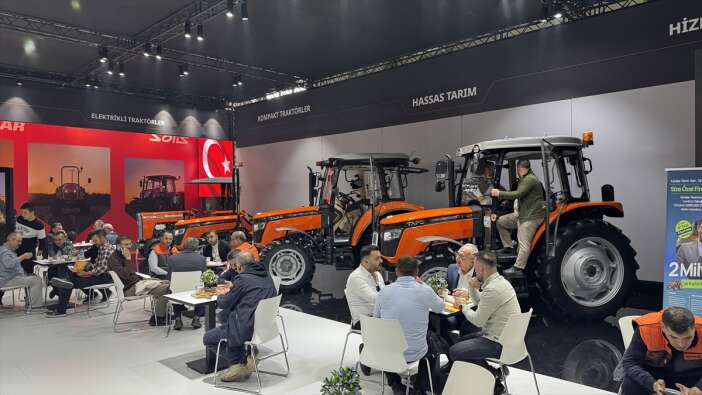 konya-tarim-fuarinda-cekilisle-traktor-hediye-edilecek
