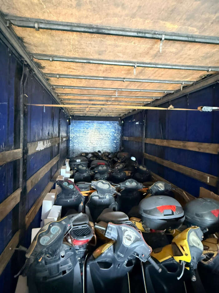 konyada-nakliye-dolandiricilarina-operasyon-9-gozalti