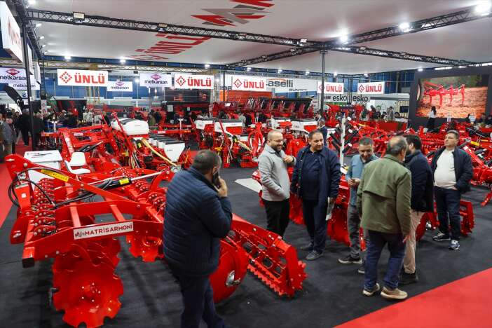 konya-tarim-fuarinda-yogunluk-artiyor