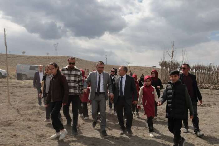 konyanin-unlu-golunun-cevresi-artik-daha-yesil