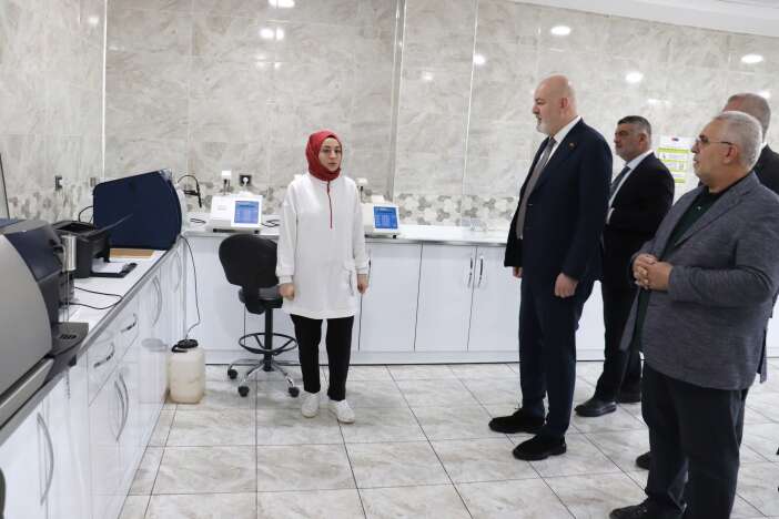 karapinar-sut-ureticileri-birligi-onemli-isimleri-misafir-etti