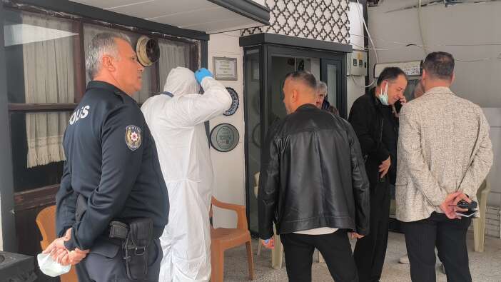 pansiyon-odasinda-supheli-olum-ekipler-kokuya-dayanamadi