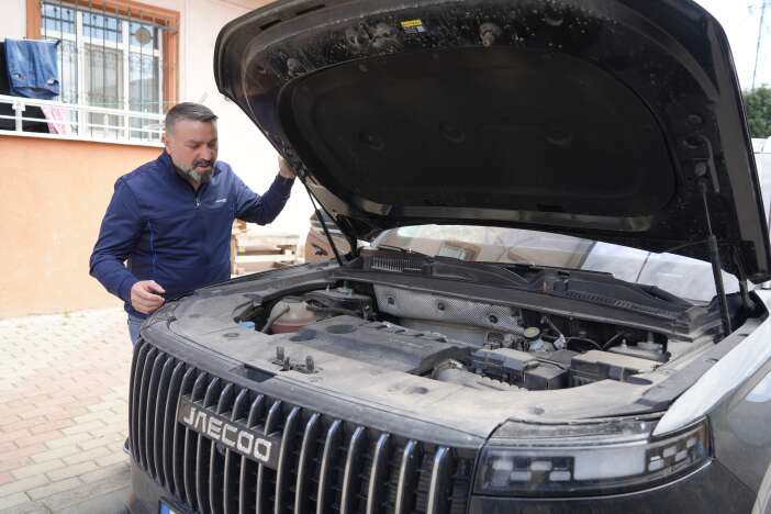 dugun-icin-aldigi-sifir-otomobil-kabusu-oldu-binmeye-korkuyor