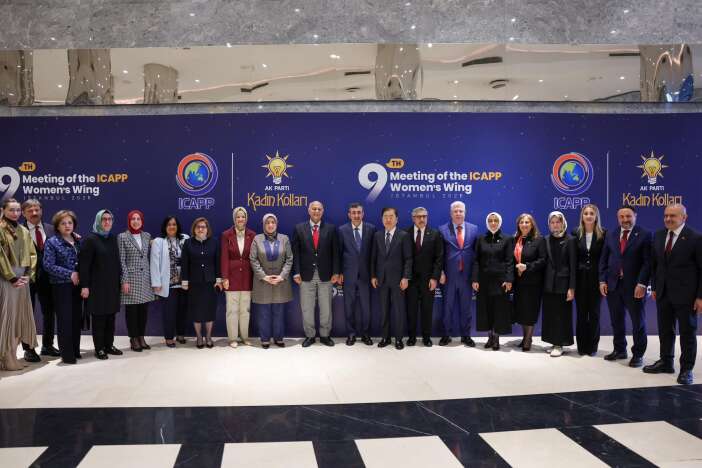 kadin-liderler-bulustu-konya-milletvekili-meryem-gokaya-kritik-gorev-verildi