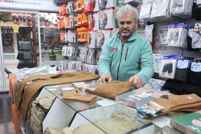 konyada-soguk-hava-esnafin-yuzunu-guldurdu
