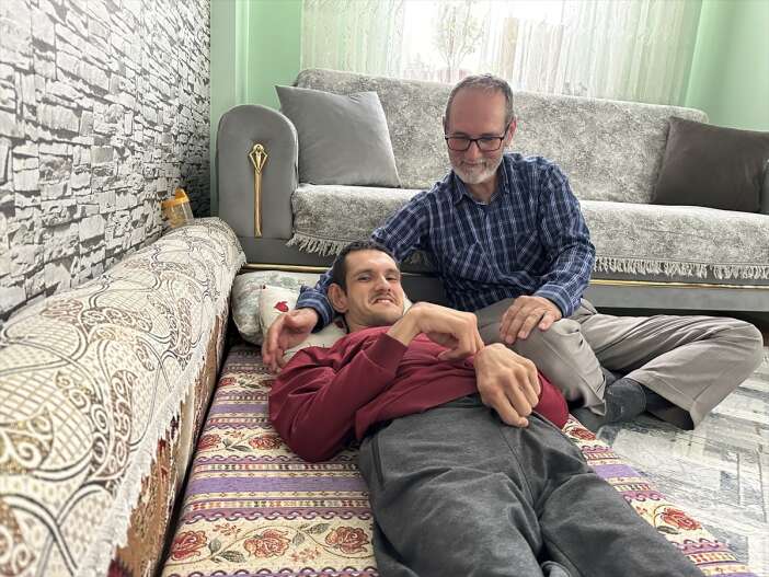 konyada-yaptigiyla-gonulleri-fetheden-baba-konustu