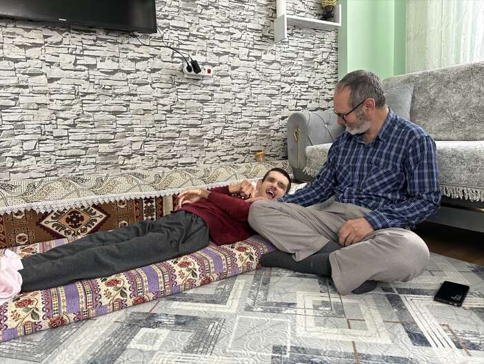 konyada-yaptigiyla-gonulleri-fetheden-baba-konustu