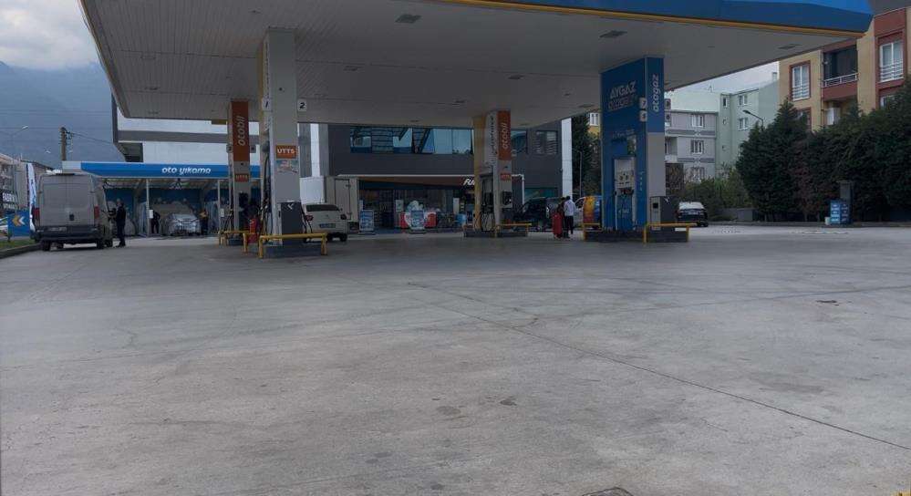 akaryakit-gorevlisi-plakayi-okuyamadi-fise-putin-yazdi-isinden-oldu