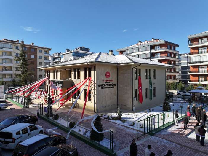 karatayin-saglik-yatirimlariyla-her-mahalleye-sifa-ulasiyor