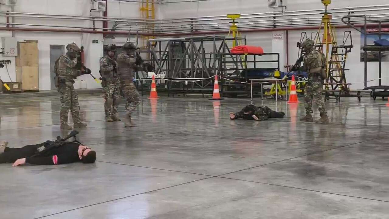 konyada-nefes-kesen-anlar-komandolar-sahaya-indi