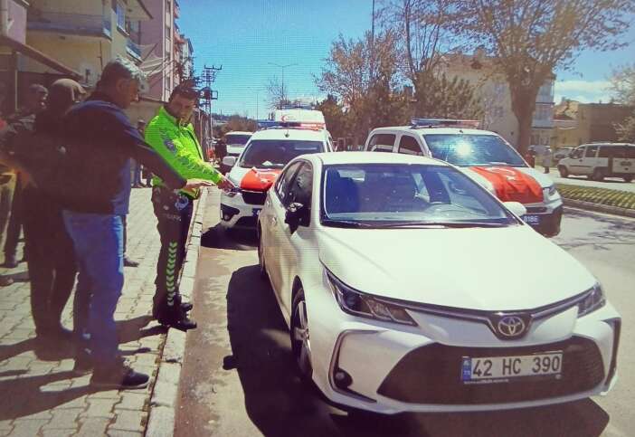 konyada-otomobil-8-yasindaki-cocuga-carpti