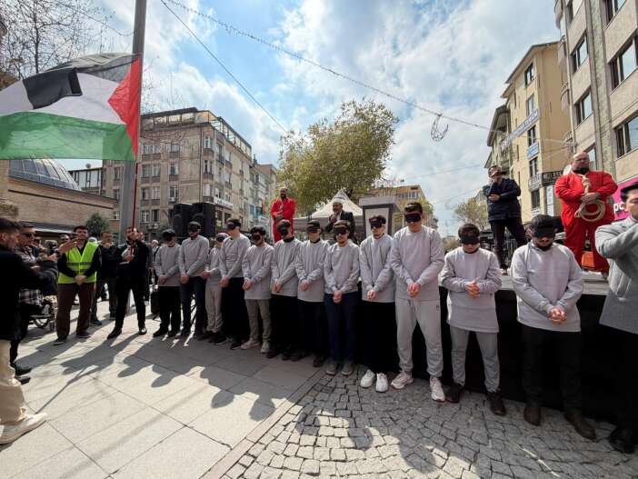 konyalilar-filistin-icin-yurudu