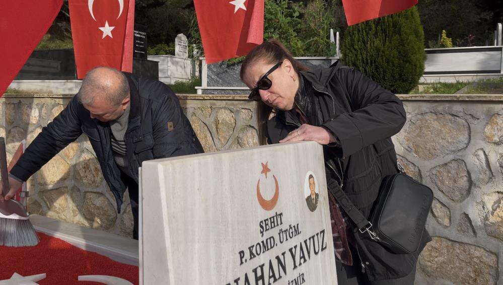 sehit-mezarindaki-hatira-calindi-supheli-24-saat-icinde-yakalandi