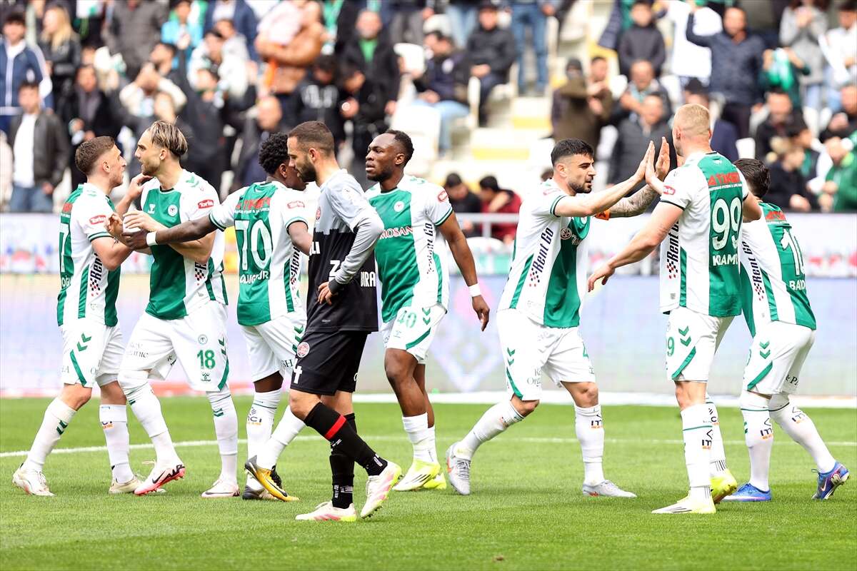 konyaspor-evinde-karagumruke-3-golle-gecit-vermedi-seri-5-maca-cikti
