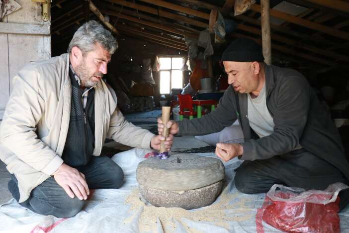 yuzyillik-lezzet-gavut-konyadaki-sofralarda-yerini-koruyor