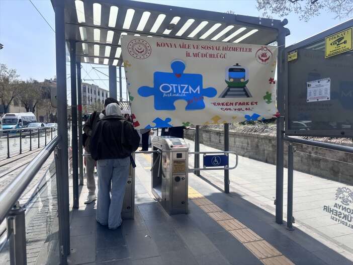 bir-yolculuk-farkindaliga-donustu-konyada-otizm-icin-anlamli-tramvay-seferi