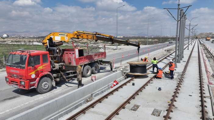 konyada-toplu-ulasimi-hizlandiracak-dev-yatirim-hizla-ilerliyor