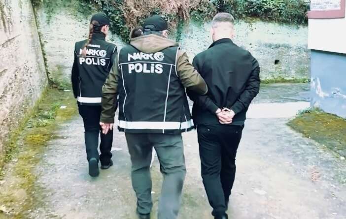 konyada-uyusturucu-operasyonu-60-bin-536-adet-sentetik-ecza-ele-gecirildi