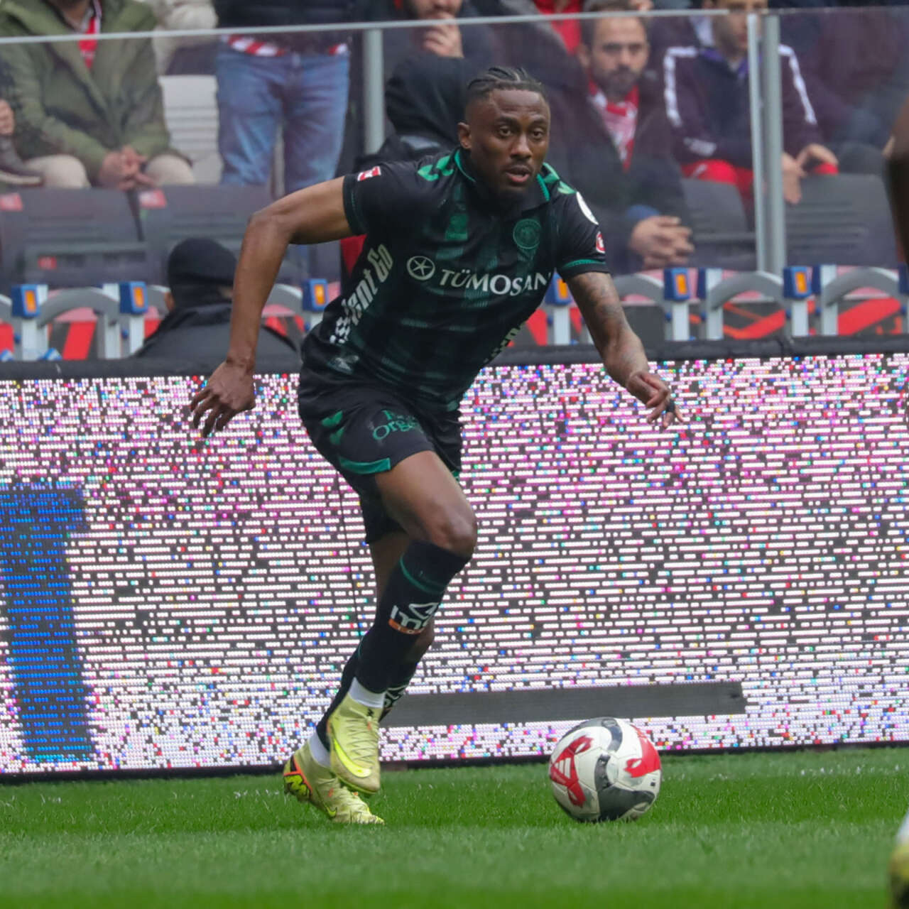 konyasporda-ilhan-palut-andzouananin-son-durumunu-acikladi