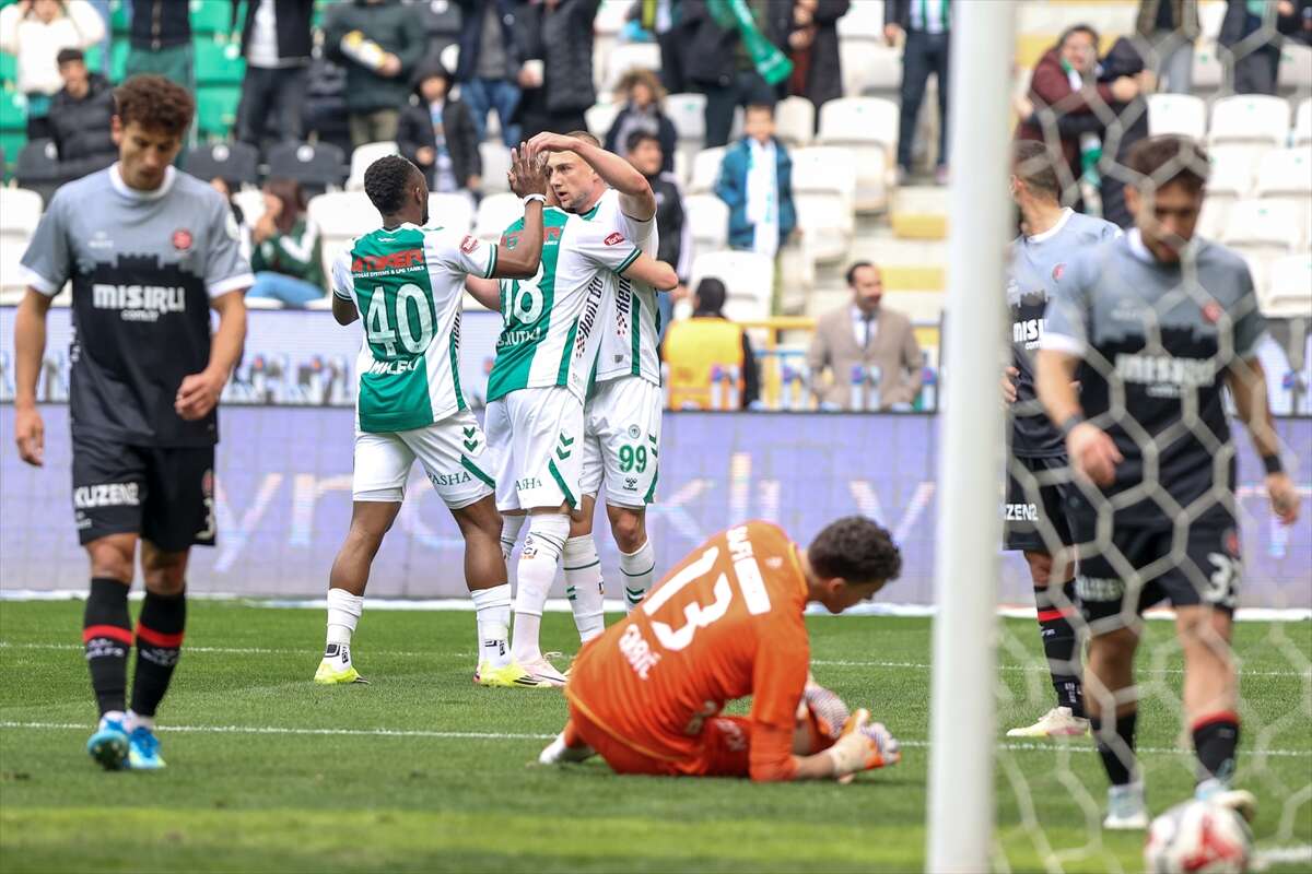 konyasporda-kramer-ve-muleka-firtinasi-takimin-yukunu-cekiyorlar