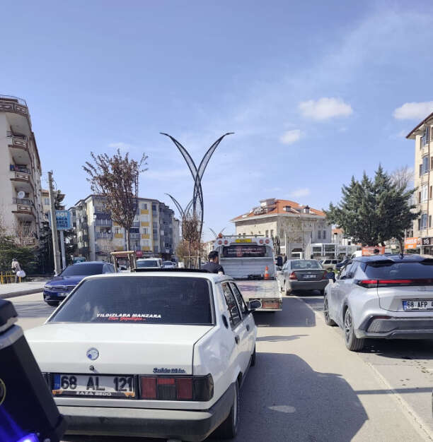 otomobille-polisten-kacisin-16-yasindaki-cocuga-faturasi-agir-oldu