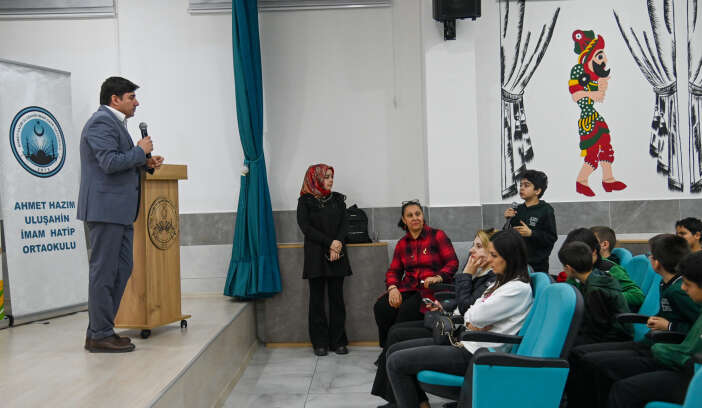 selcuklu-belediyesi-konyadaki-genclerin-zihinlerine-isik-tutuyor