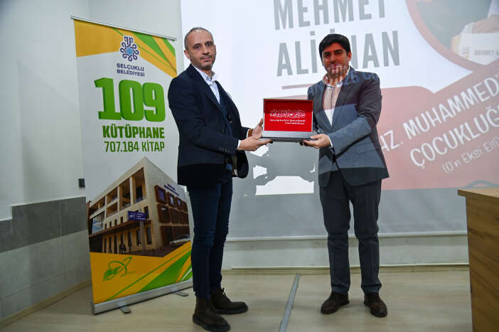 selcuklu-belediyesi-konyadaki-genclerin-zihinlerine-isik-tutuyor