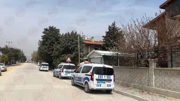 konya-selcukluda-deprem-panigi-bir-binada-catlak-olustu