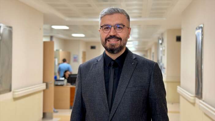 konyada-hastaligi-nedeniyle-yuruyemeyen-genc-21-yil-sonra-ayaga-kalkti