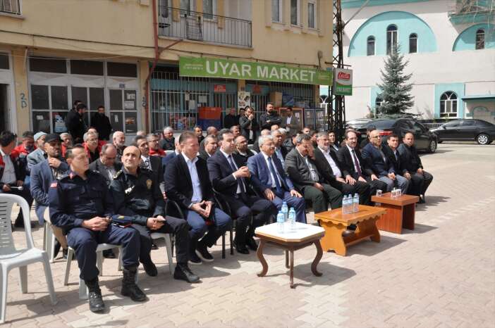 konyada-ureticilere-1-milyon-50-bin-tllik-yem-makinesi-dagitildi