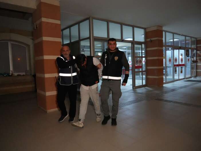 oldurdugu-hamile-esinin-cesediyle-10-gun-yasayan-adamin-anlattiklari-kan-dondurdu