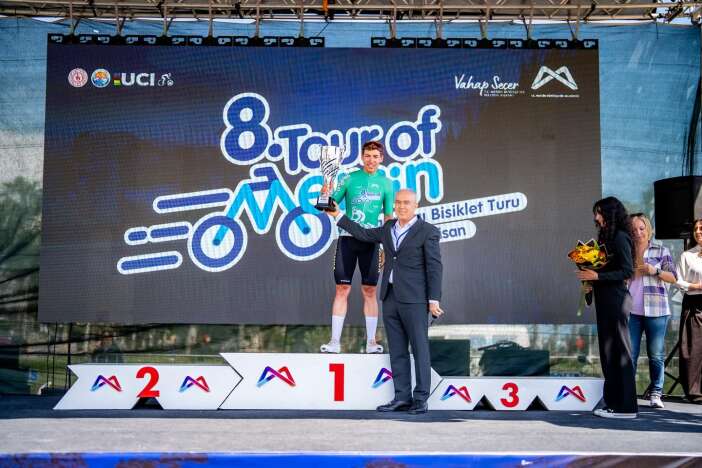 konya-buyuksehir-belediyespor-zirvedeki-yerini-koruyor