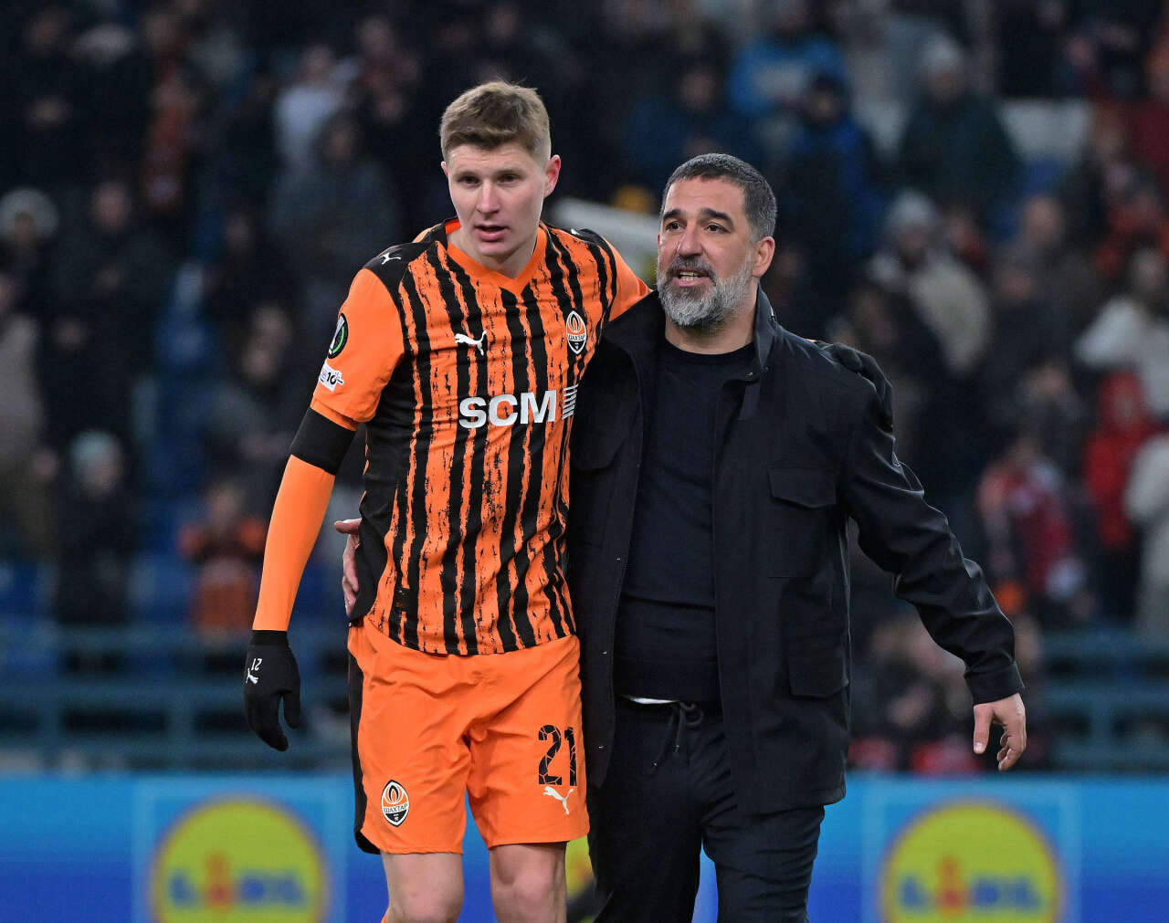 uefa-konferans-liginde-kritik-gece-yari-finalistler-belli-oluyor