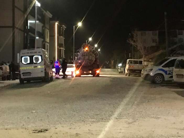 konyada-okul-karsisinda-bicakli-saldiri