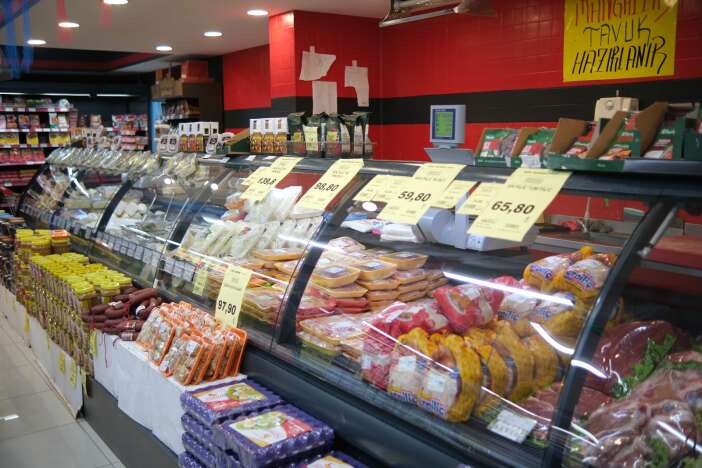 konyada-uygun-fiyatli-alisveriste-yeni-adres-ilk-500-musteriye-surpriz-var