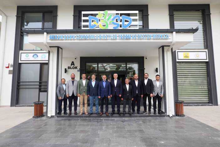 musiad-heyeti-konyadaki-ozel-bireyler-ve-aileleriyle-bulustu