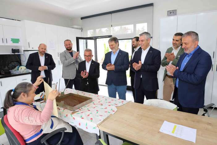 musiad-heyeti-konyadaki-ozel-bireyler-ve-aileleriyle-bulustu