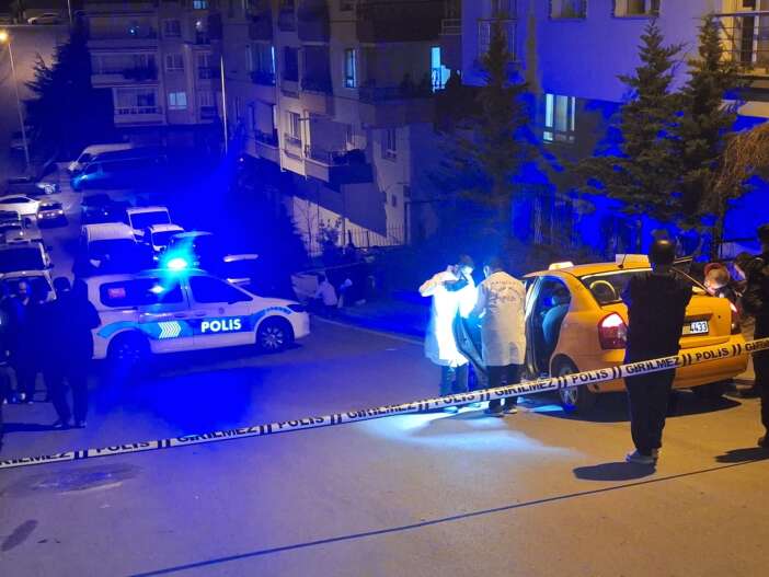 takside-tartistigi-arkadasini-silahla-vurdu