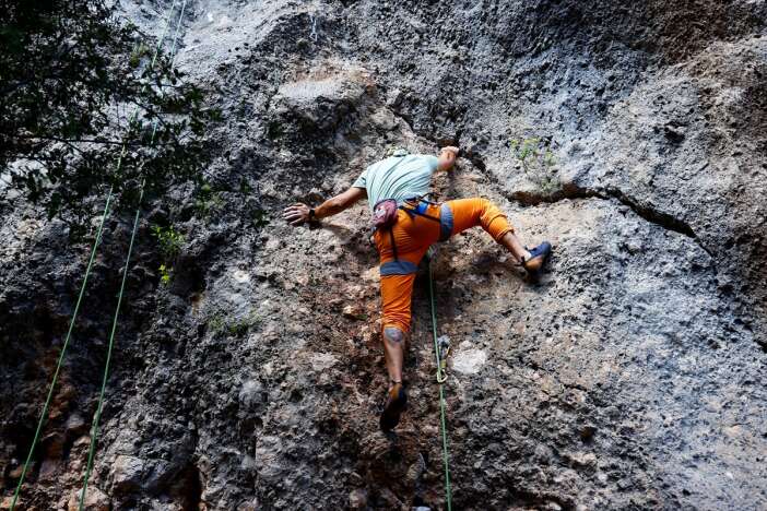 15-aylik-bebekleriyle-zirveleri-astilar-doga-tutkusu-ailece-sinir-tanimadi