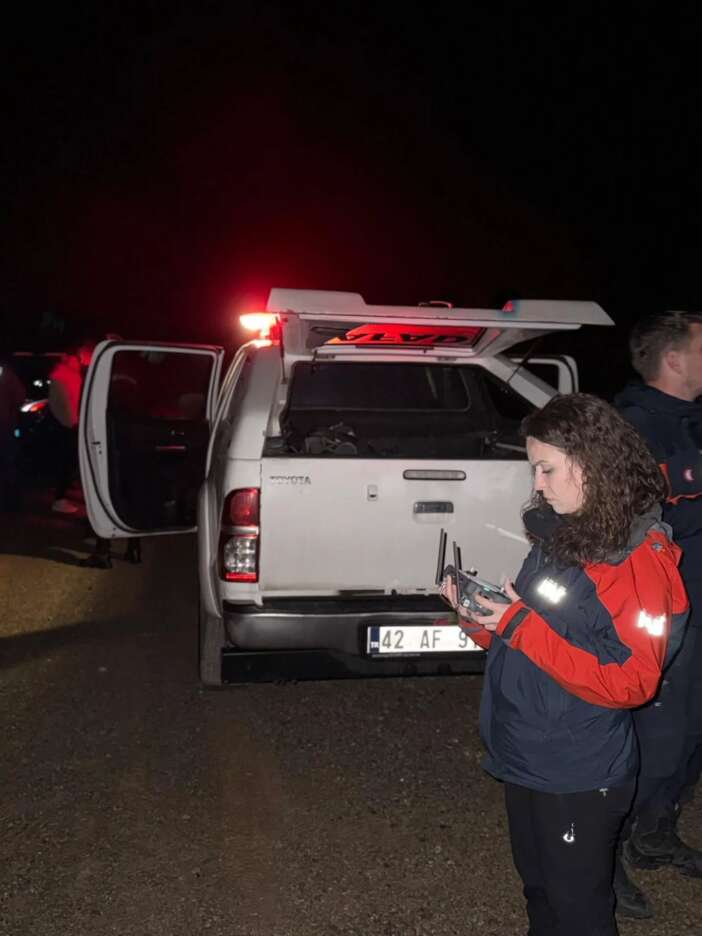 ekipler-zamanla-yaristi-konyada-daglik-alanda-gece-yarisi-kurtarma-operasyonu