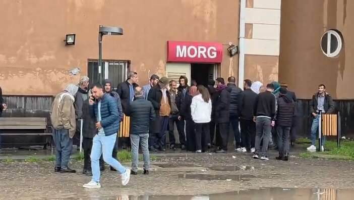 okulun-bahcesine-yildirim-dustu-2-cocuk-hayatini-kaybetti