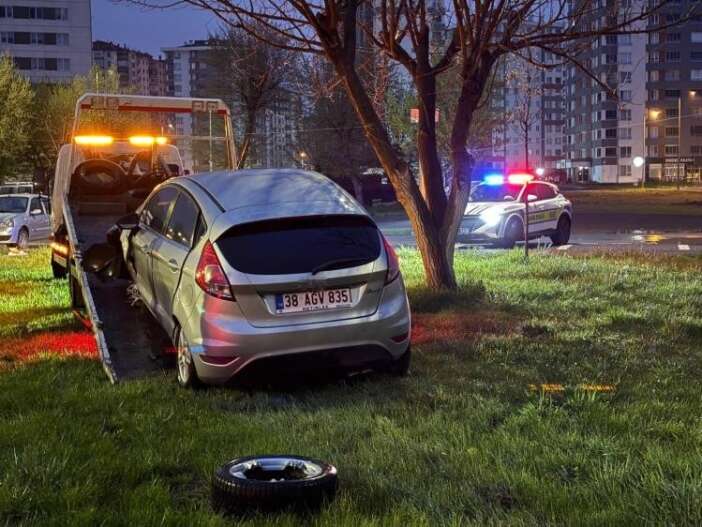 kaza-ihbarina-giden-ekipler-surucuyu-bulamadi