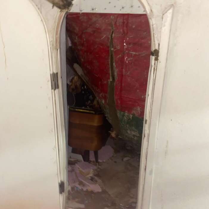 konyada-evin-catisi-coktu-bir-kisi-gocuk-altinda-kaldi