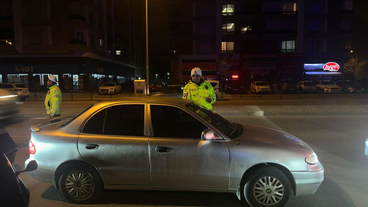 konyada-huzur-uygulamasi-binlerce-kisi-sorgulandi-cezalar-kesildi